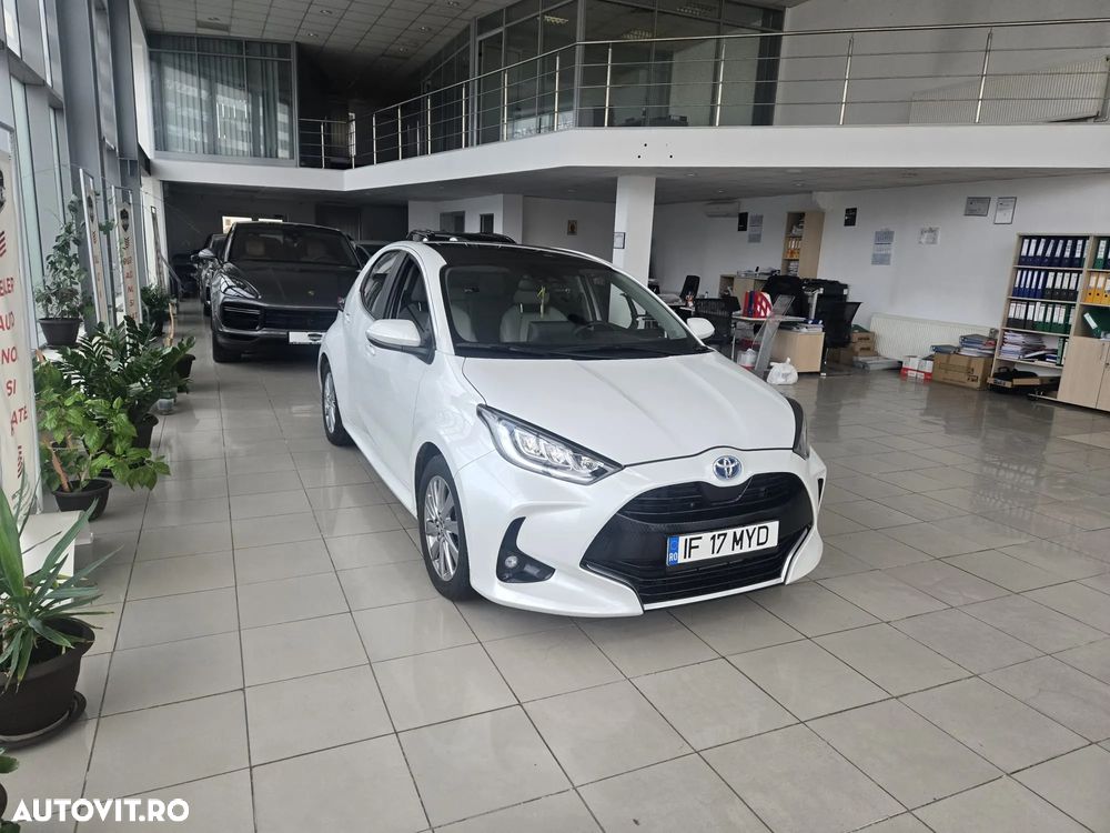 Toyota Yaris 1.5 VVT-i HSD Exclusive Elegant - 21