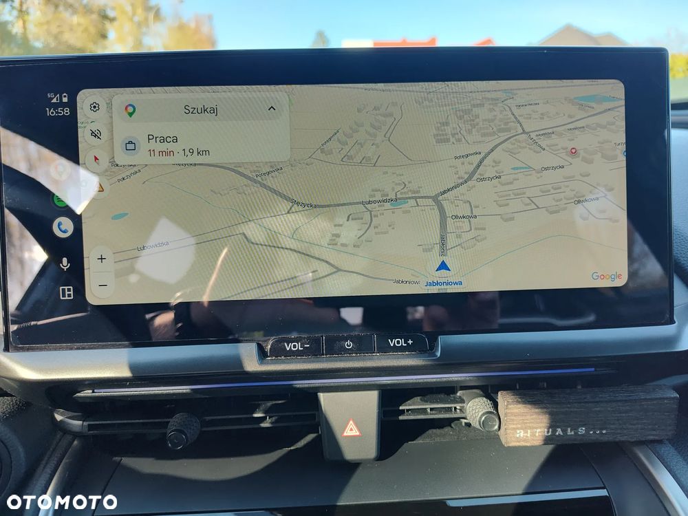 Toyota C-HR 1.8 Hybrid Executive - 17
