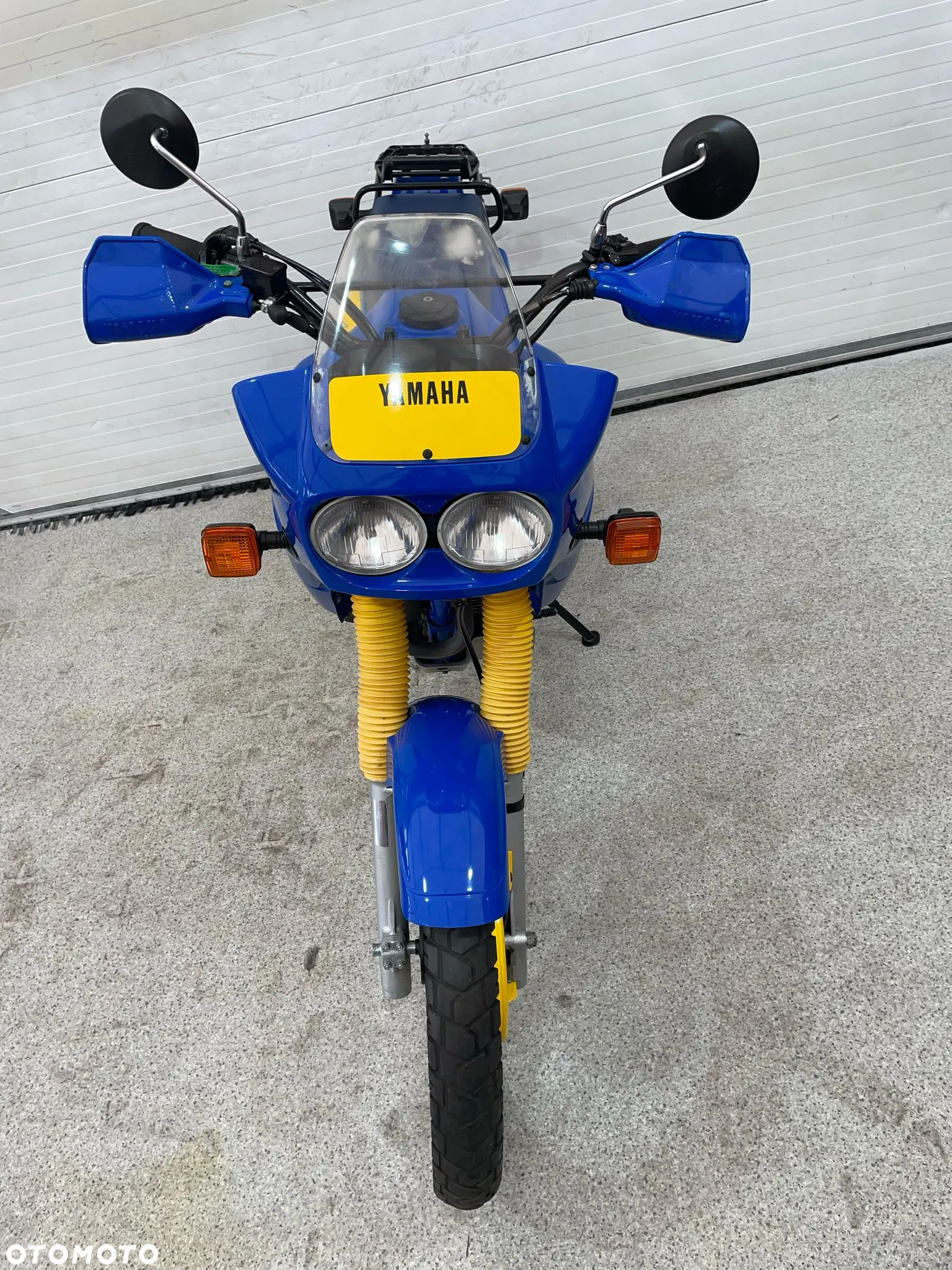 Yamaha XT - 16