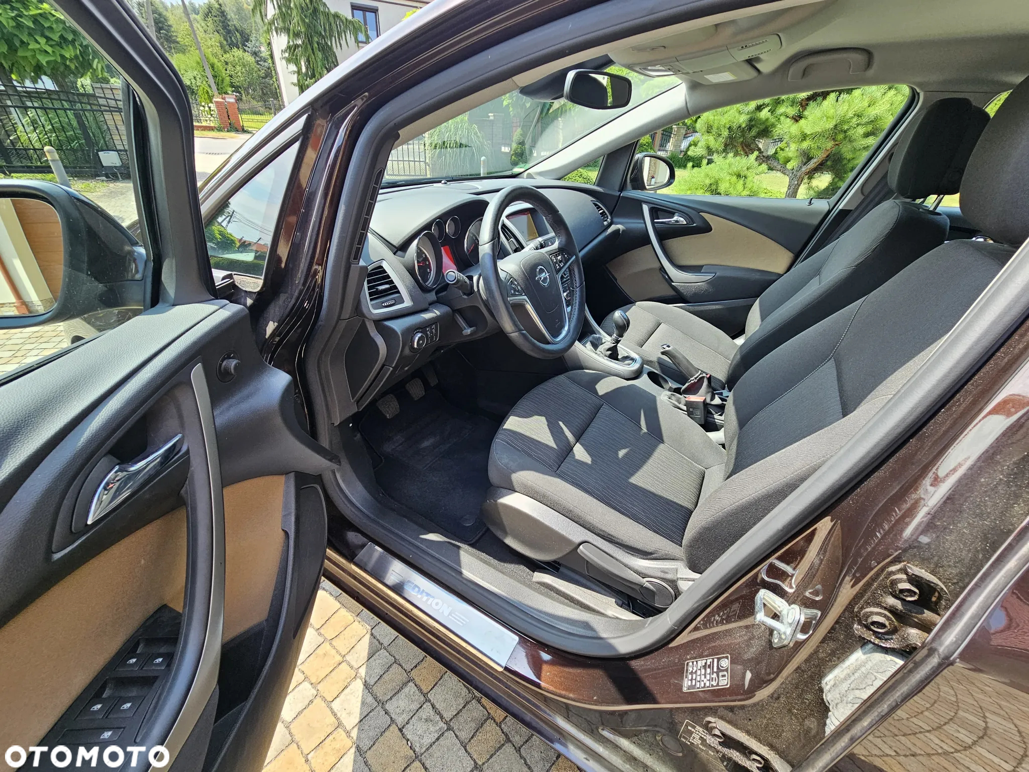 Opel Astra 1.4 Turbo Design Edition - 13