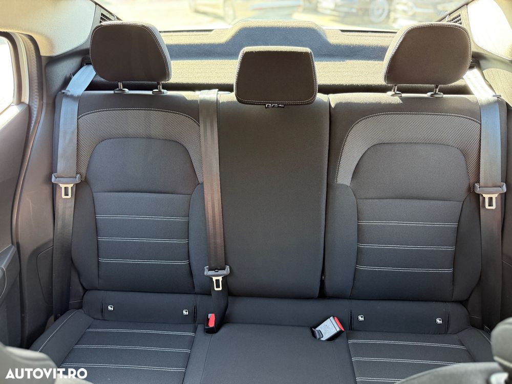 Dacia Logan TCe 90 MT6 Comfort - 16