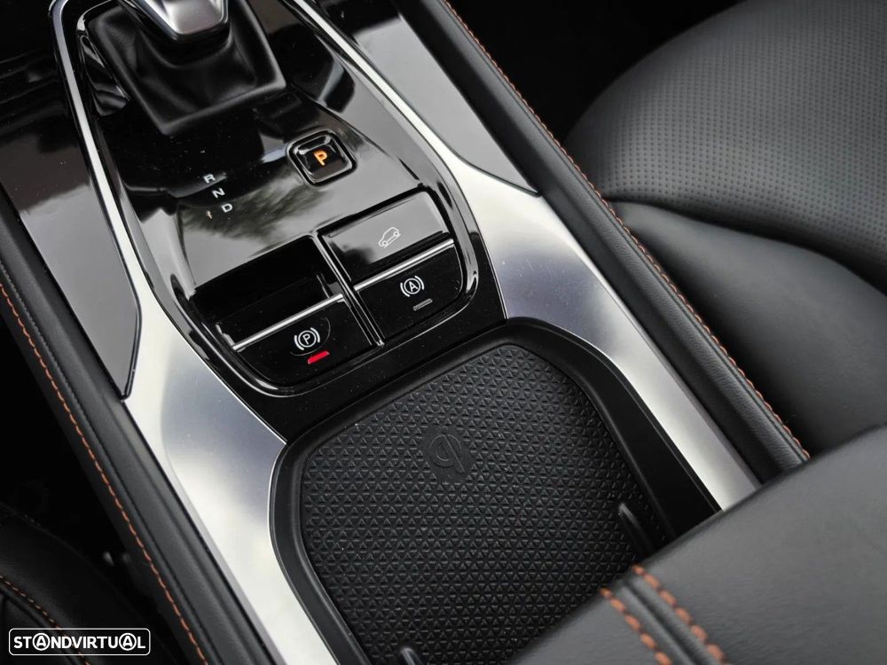 MG HS 1.5 Plug-in Hybrid Luxury - 16