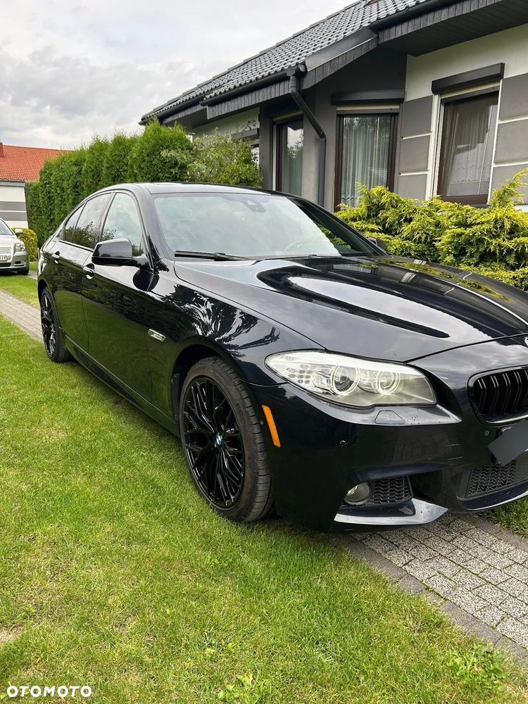 BMW Seria 5 550i - 8