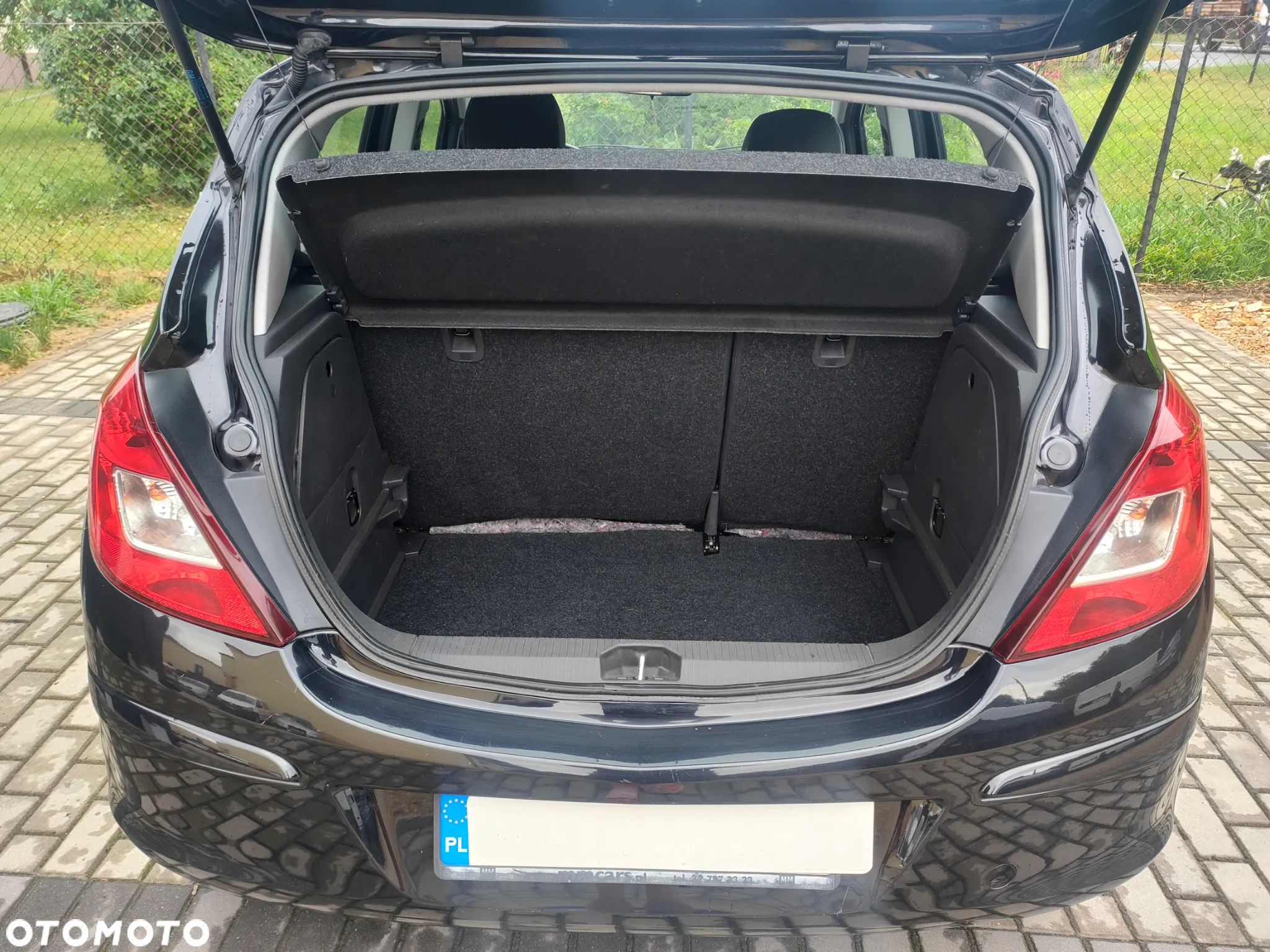 Opel Corsa 1.2 16V Cosmo - 21