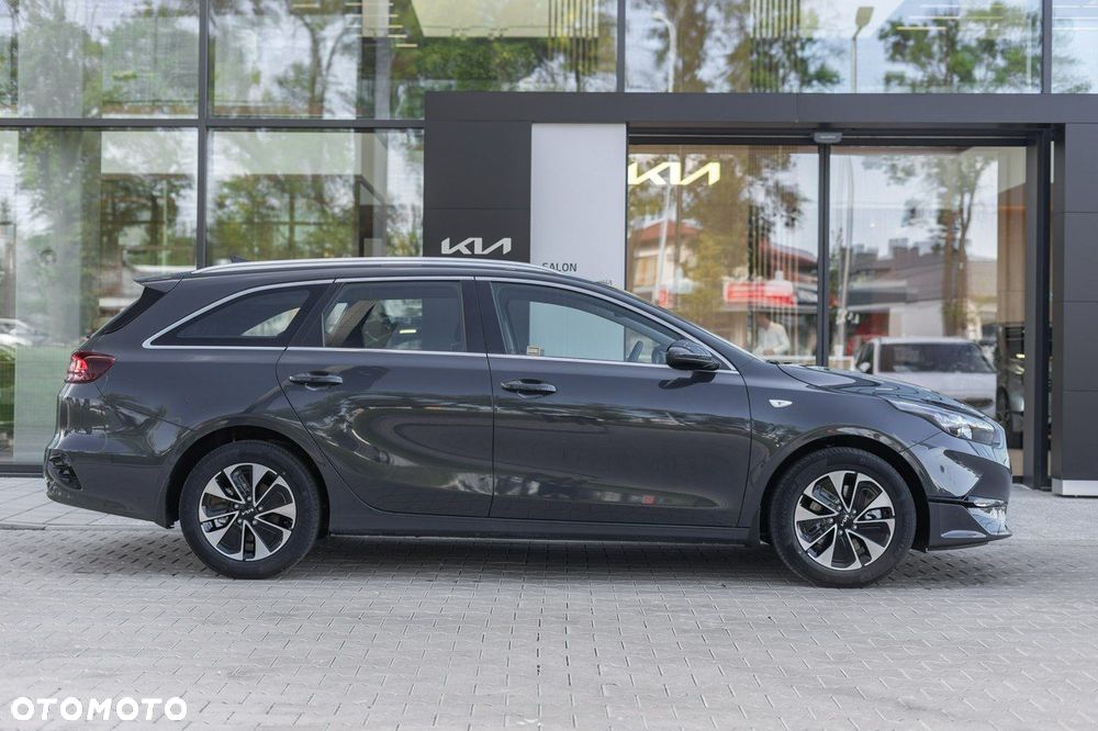 Kia Ceed - 6
