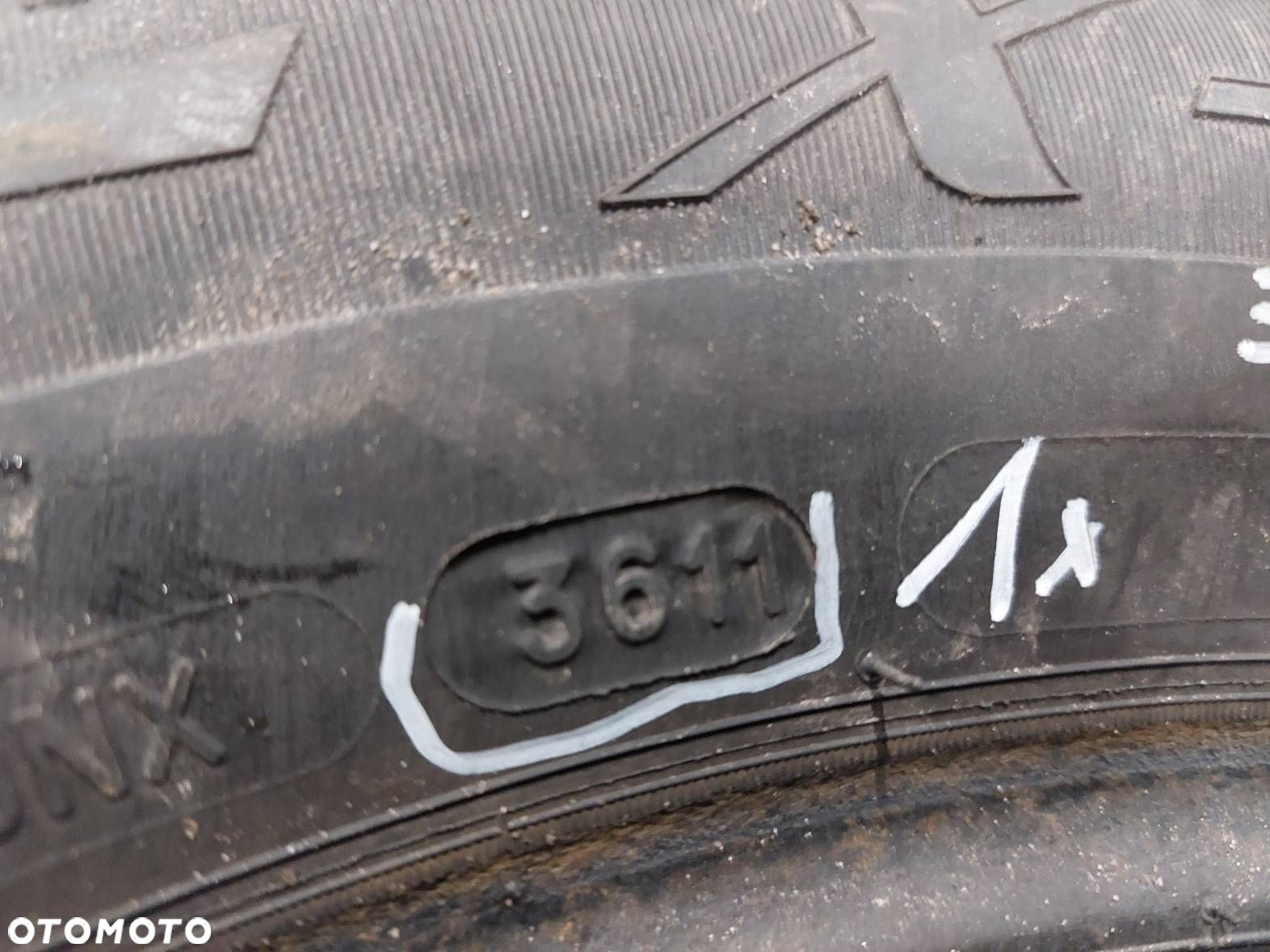 OPONY ZIMOWE 4 SZT 195/65R15 KUMHO I ZEN WIS KW19 MICHELIN X-ICE NORTH - 7