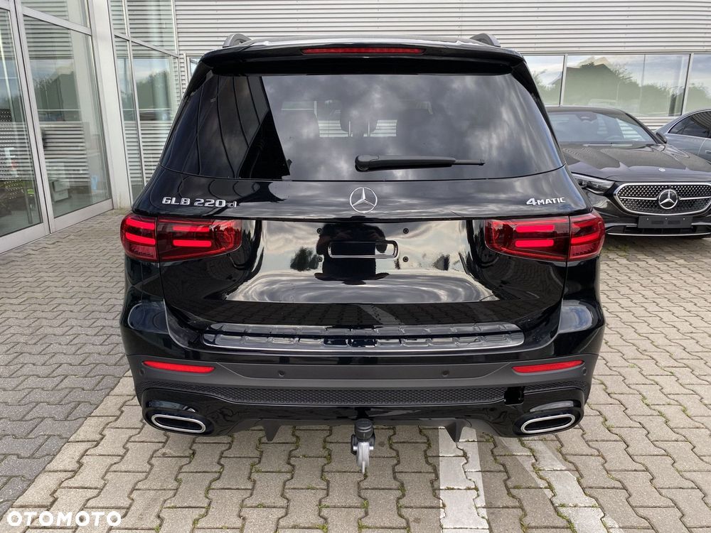 Mercedes-Benz GLB - 3