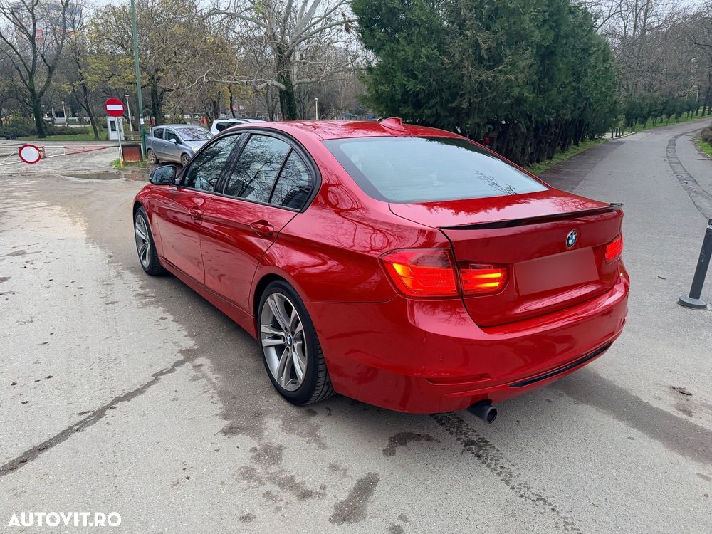 BMW Seria 3 320d - 4