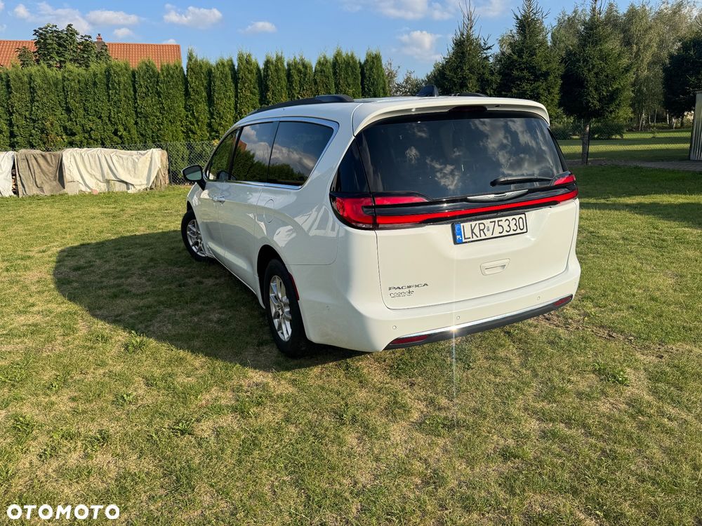 Chrysler Pacifica - 6