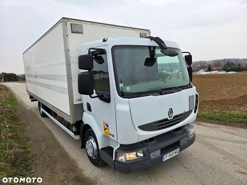 Renault Midlum 220 Atego Scania - 10