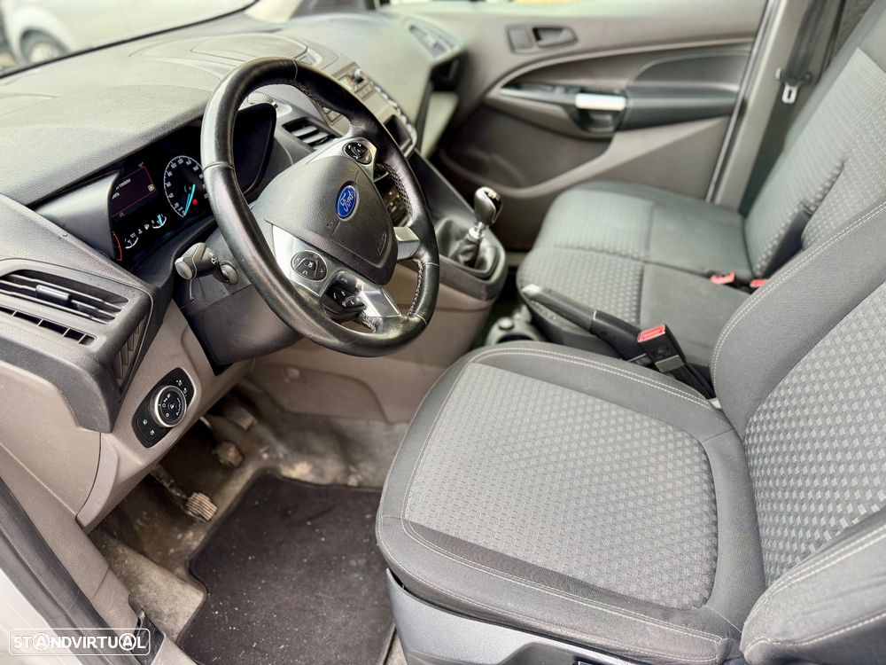 Ford Trânsito Connect - 10