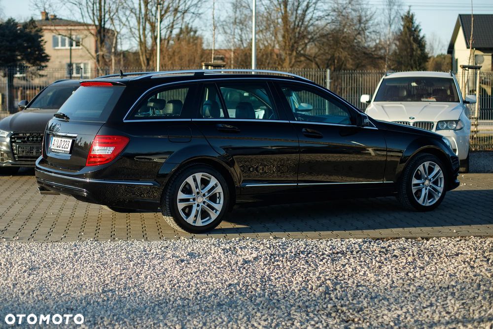 Mercedes-Benz Klasa C 200 (BlueEFFICIENCY) 7G-TRONIC Avantgarde - 15