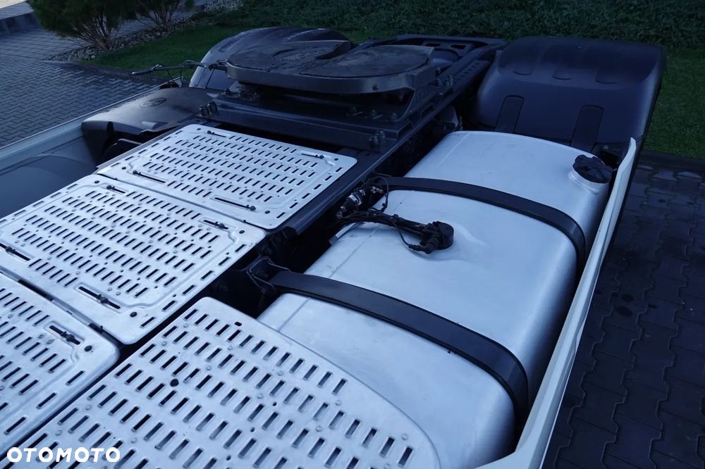 DAF XF 480 / SPACE CAB / RETARDER /  KLIMA POSTOJOWA / EURO 6 - 13