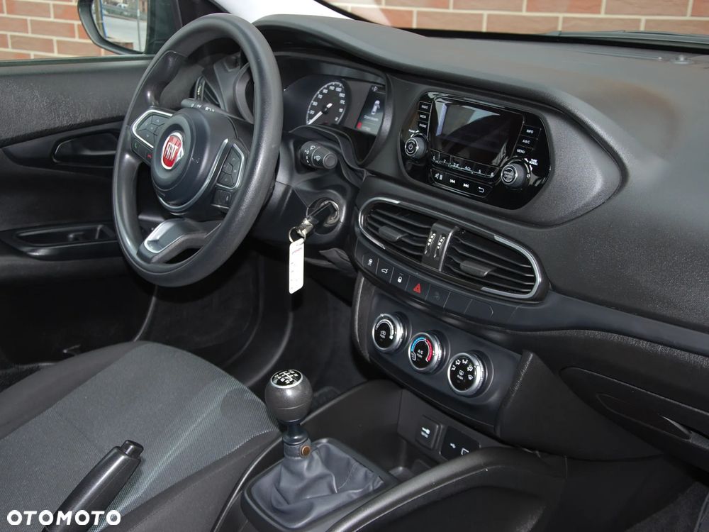 Fiat Tipo 1.4 Classic - 23
