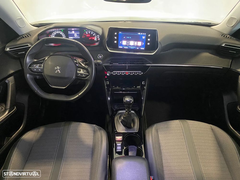 Peugeot 2008 - 5