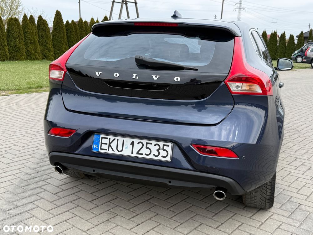 Volvo V40 - 10