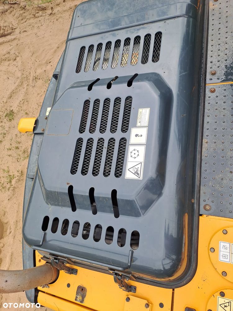 Hyundai HX140 LC - 11