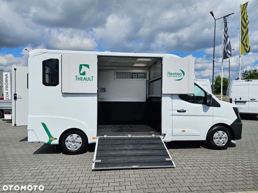 Renault Master koniowóz 170 KM automat - 9
