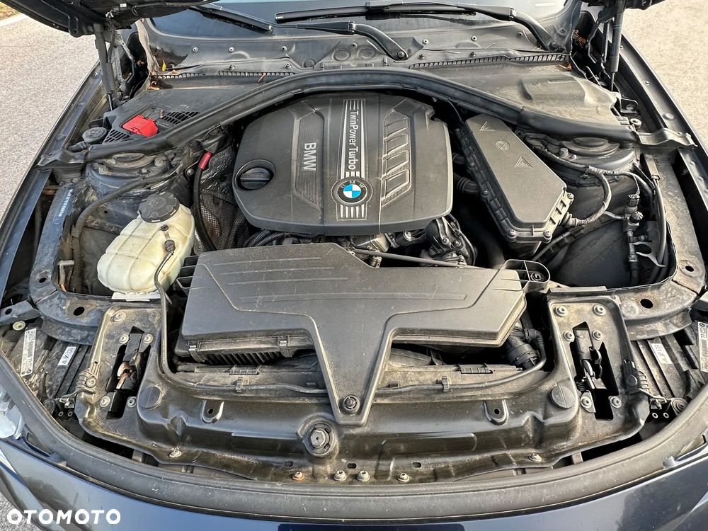 BMW Seria 3 - 12