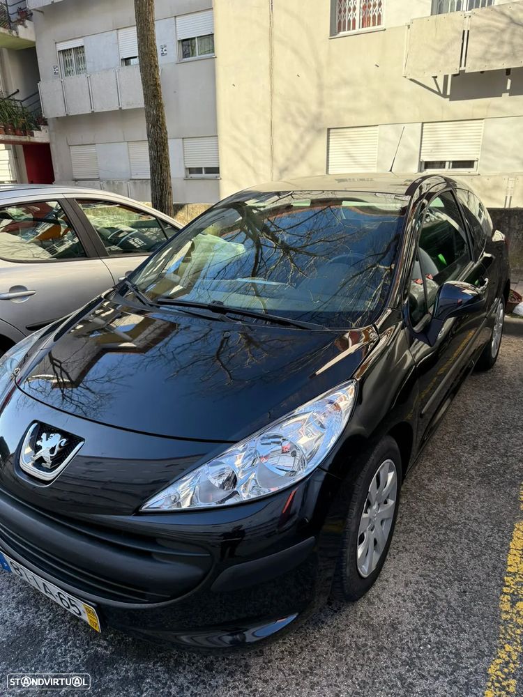 Peugeot 207 1.4 16V Trendy - 10