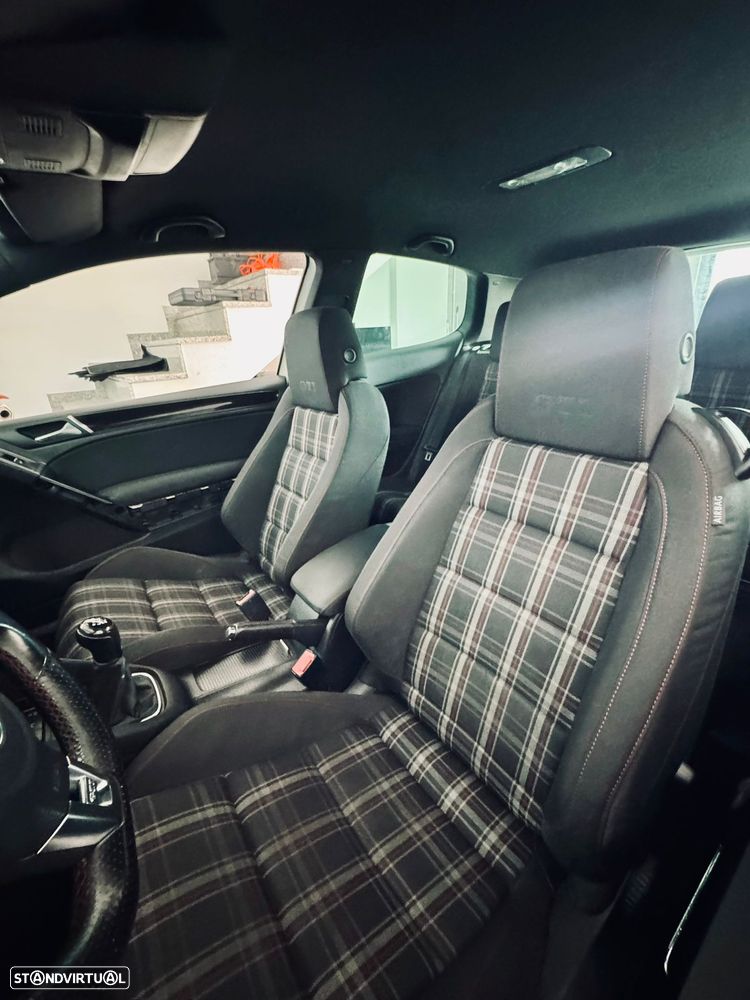 VW Golf 2.0 TSi GTI - 10