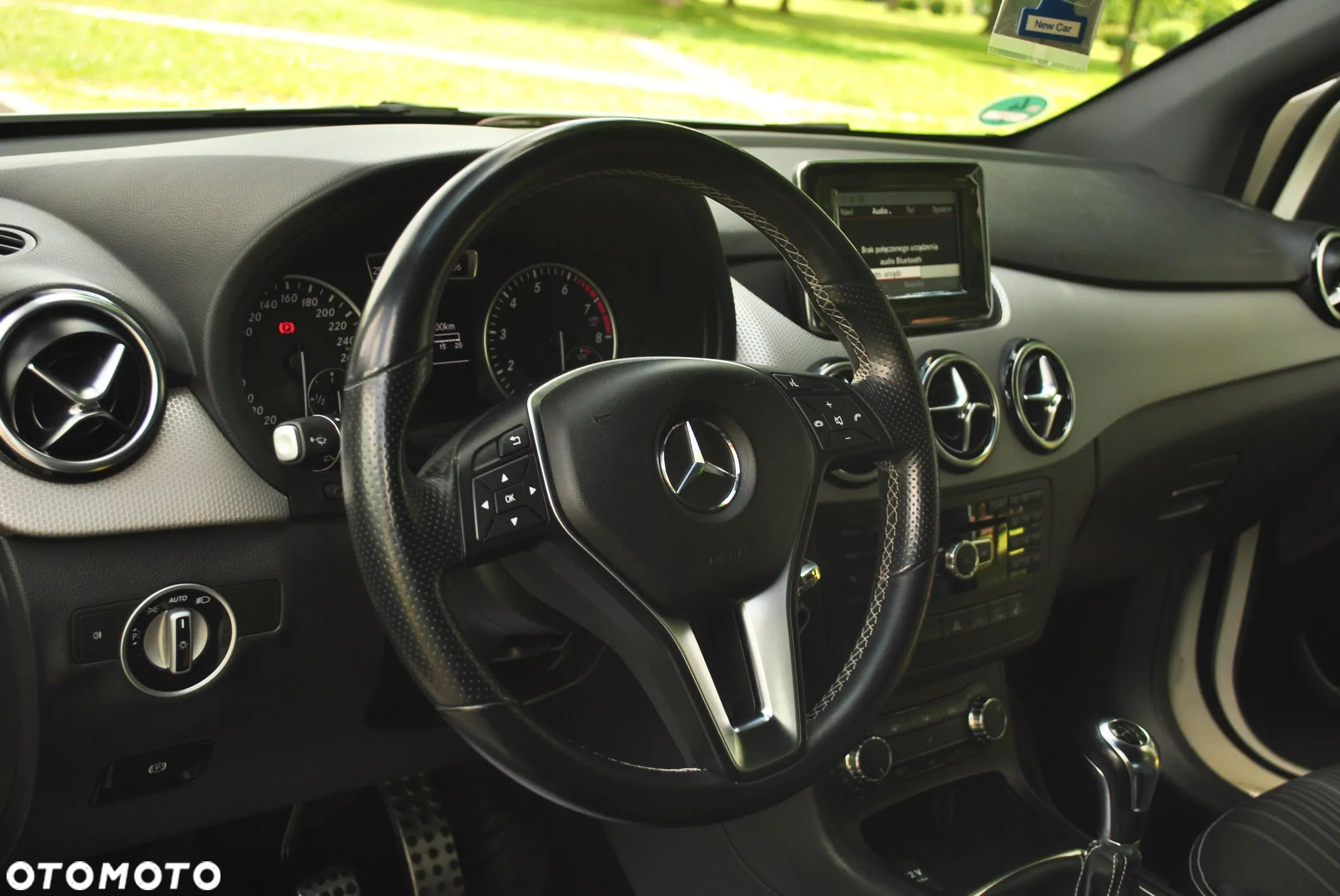 Mercedes-Benz Klasa B 180 (BlueEFFICIENCY) - 8
