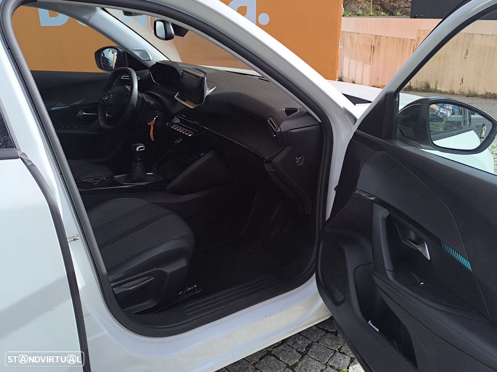 Peugeot 2008 1.2 PureTech Allure - 10