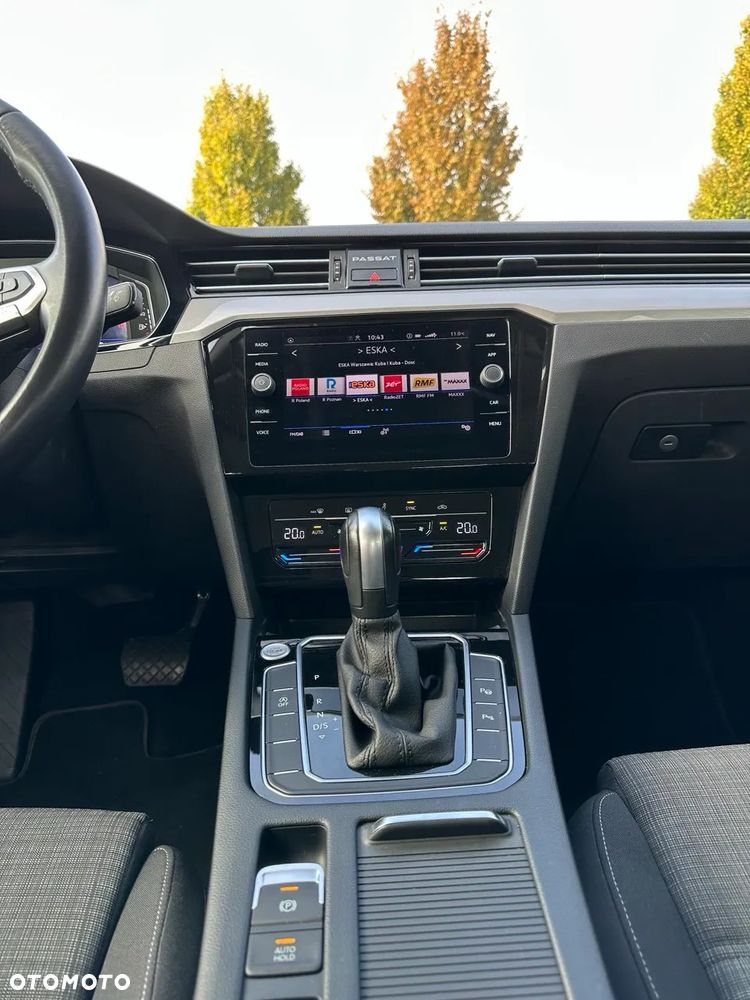 Volkswagen Passat 2.0 TSI Business DSG - 14