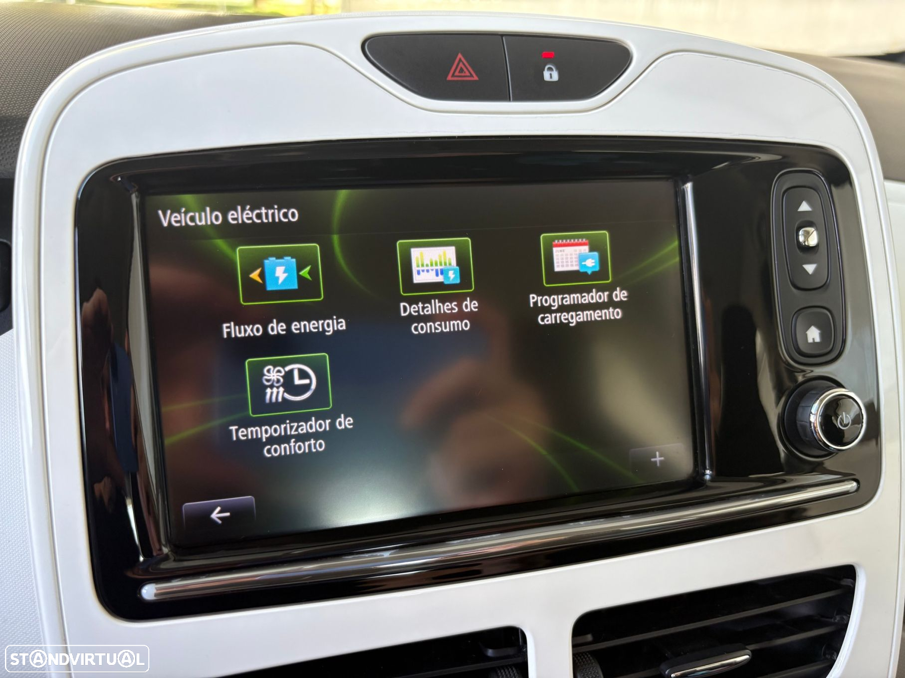 Renault Zoe (c/ Bateria) Life 40 Q90 - 29