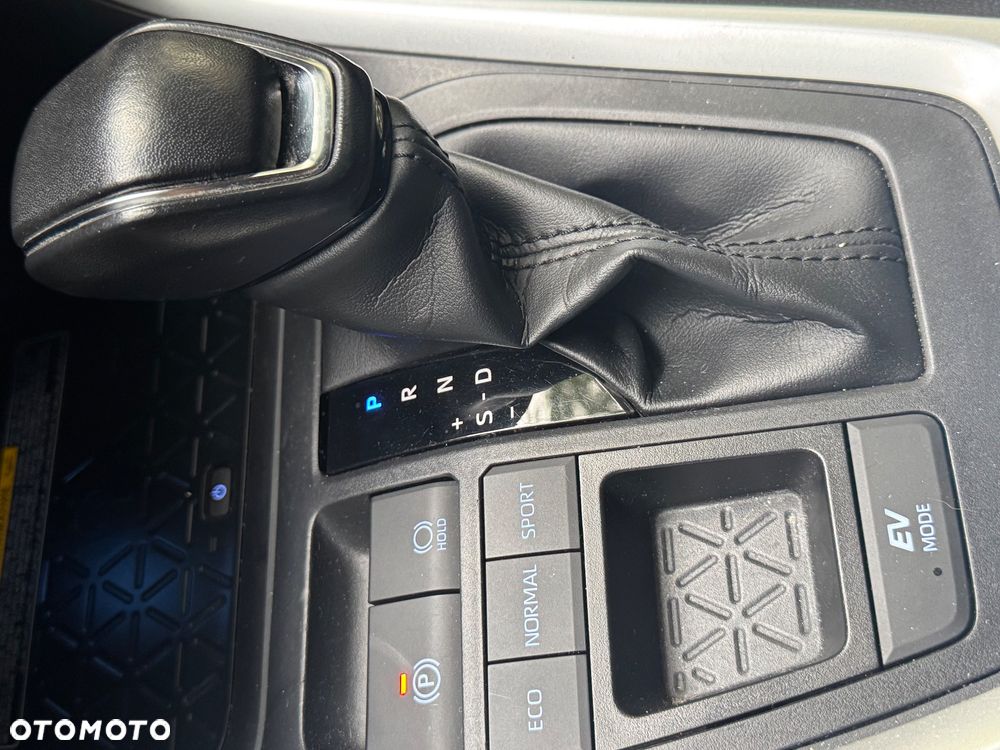 Toyota RAV4 2.5 Hybrid Executive 4x2 - 26