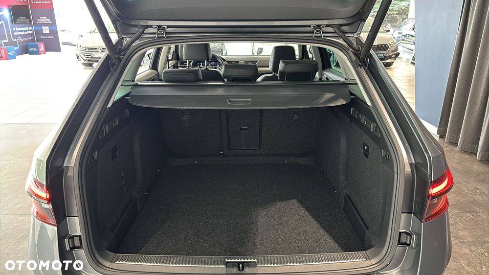 Skoda Superb 2.0 TDI SCR Style DSG - 18