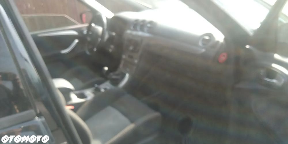 Ford Galaxy 2.0 Concept - 7