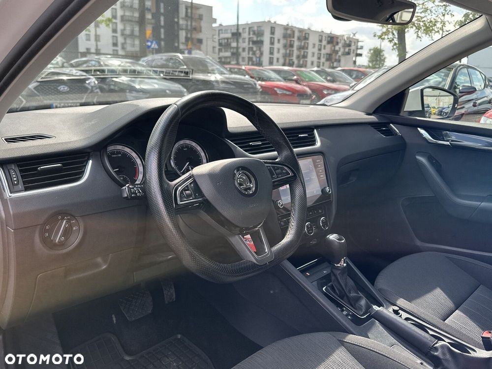 Skoda Octavia 2.0 TDI SCR Style DSG - 12