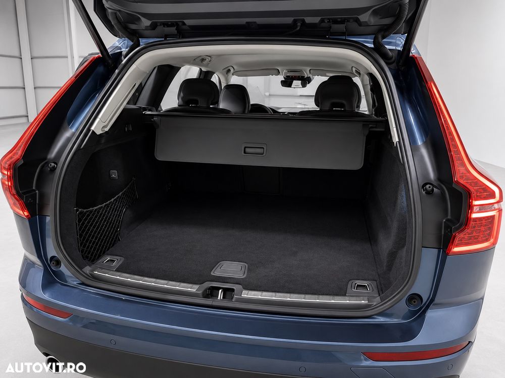 VOLVO XC60 2019 — imagine 10