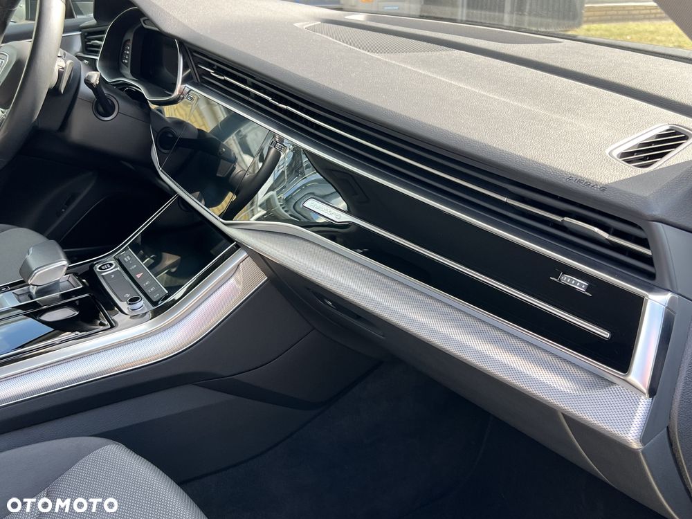 Audi Q7 - 7