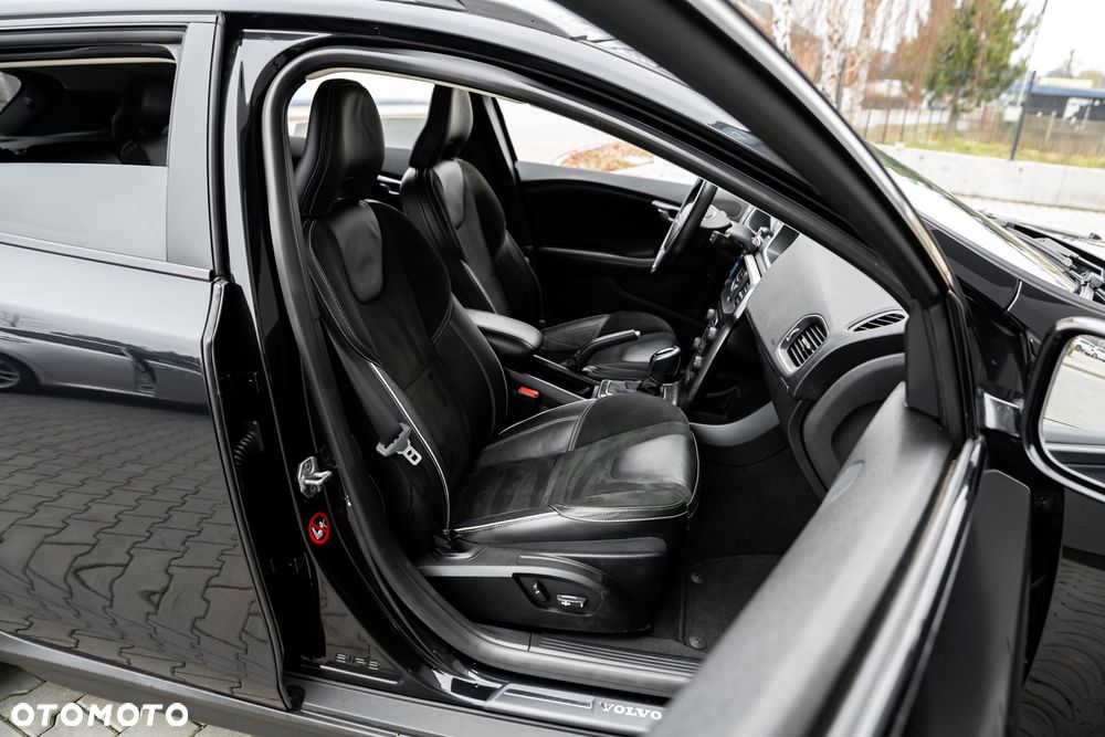 Volvo V40 Cross Country T4 AWD Geartronic Summum - 24