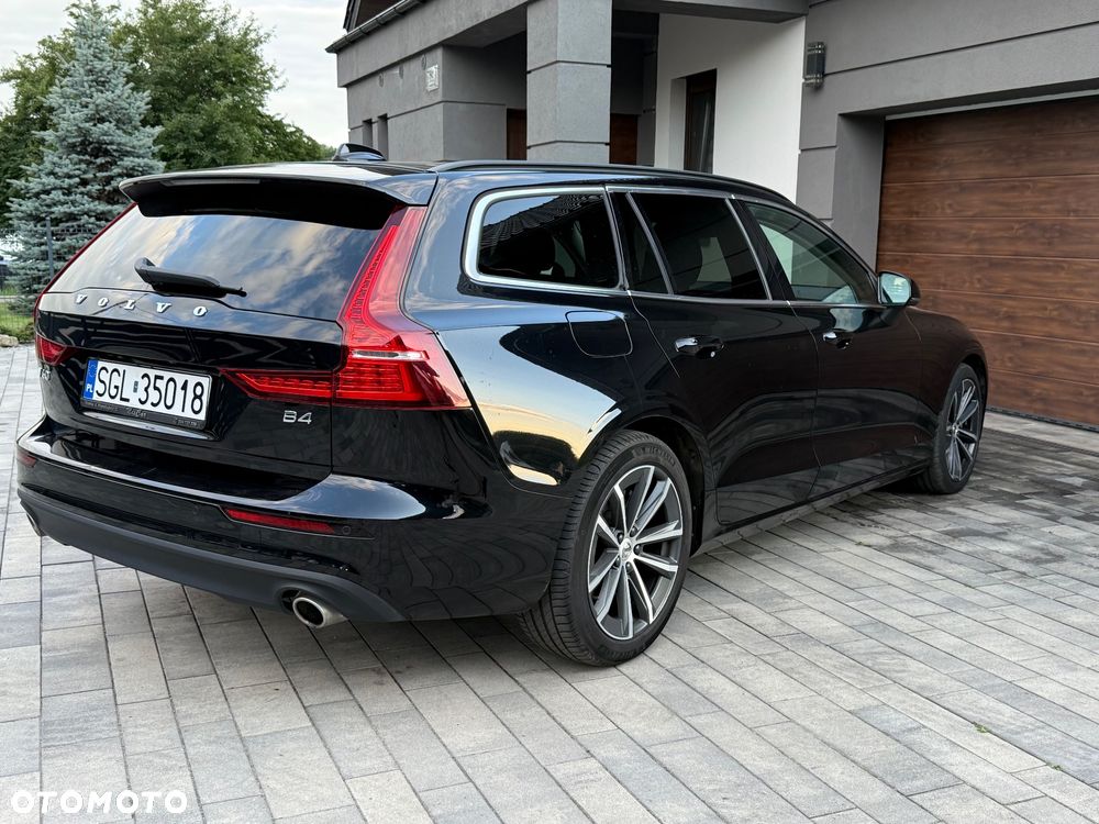 Volvo V60 D4 Momentum - 9