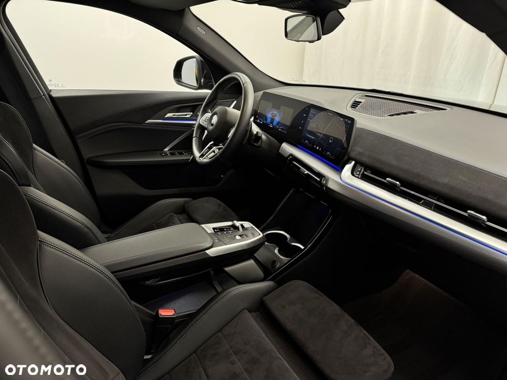 BMW X2 - 22