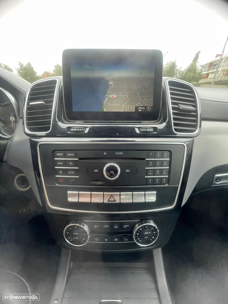 Mercedes-Benz GLS 350 d 4-Matic - 16