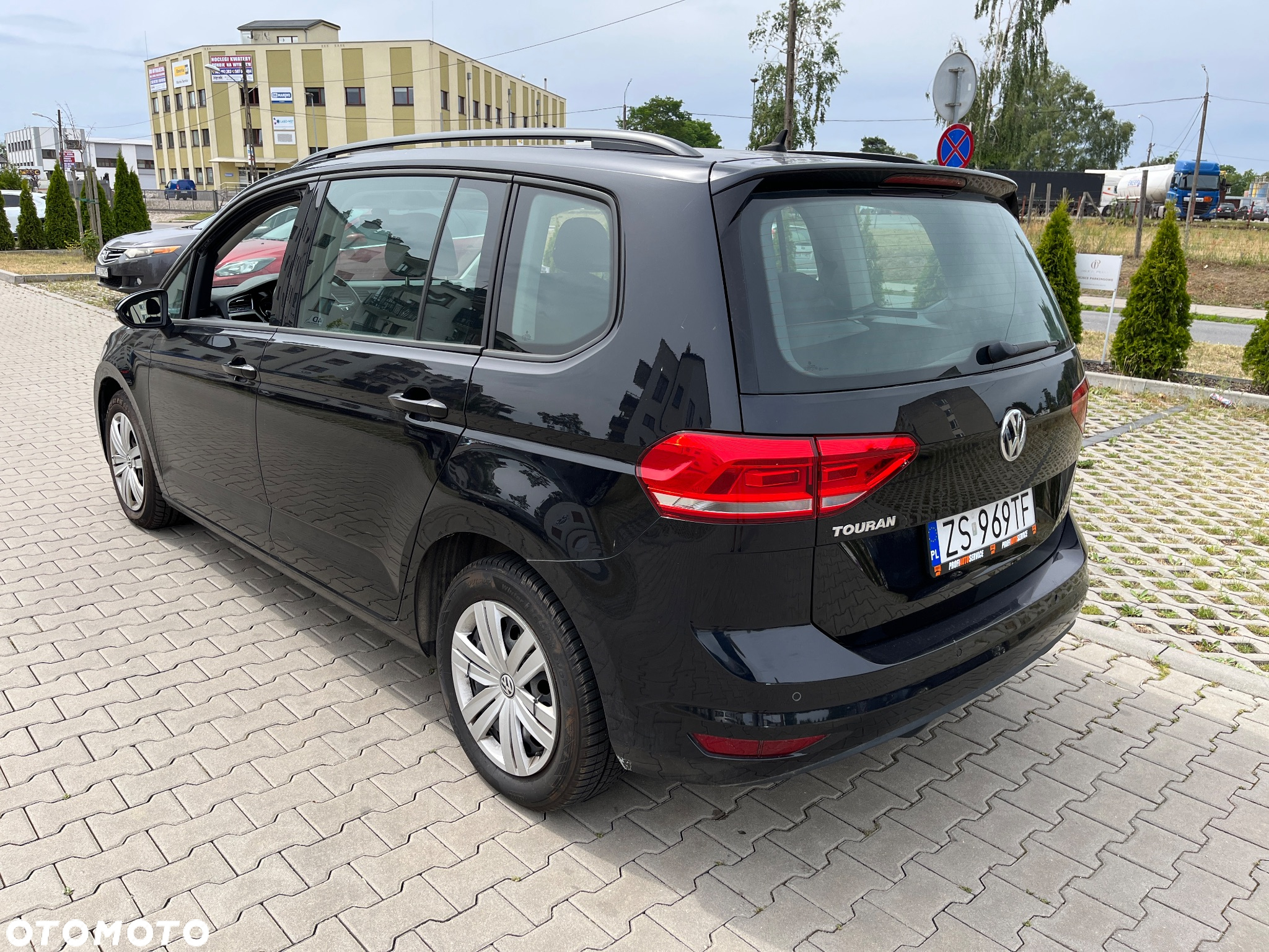 Volkswagen Touran 1.6 TDI SCR (BlueMotion Technology) DSG Trendline - 10