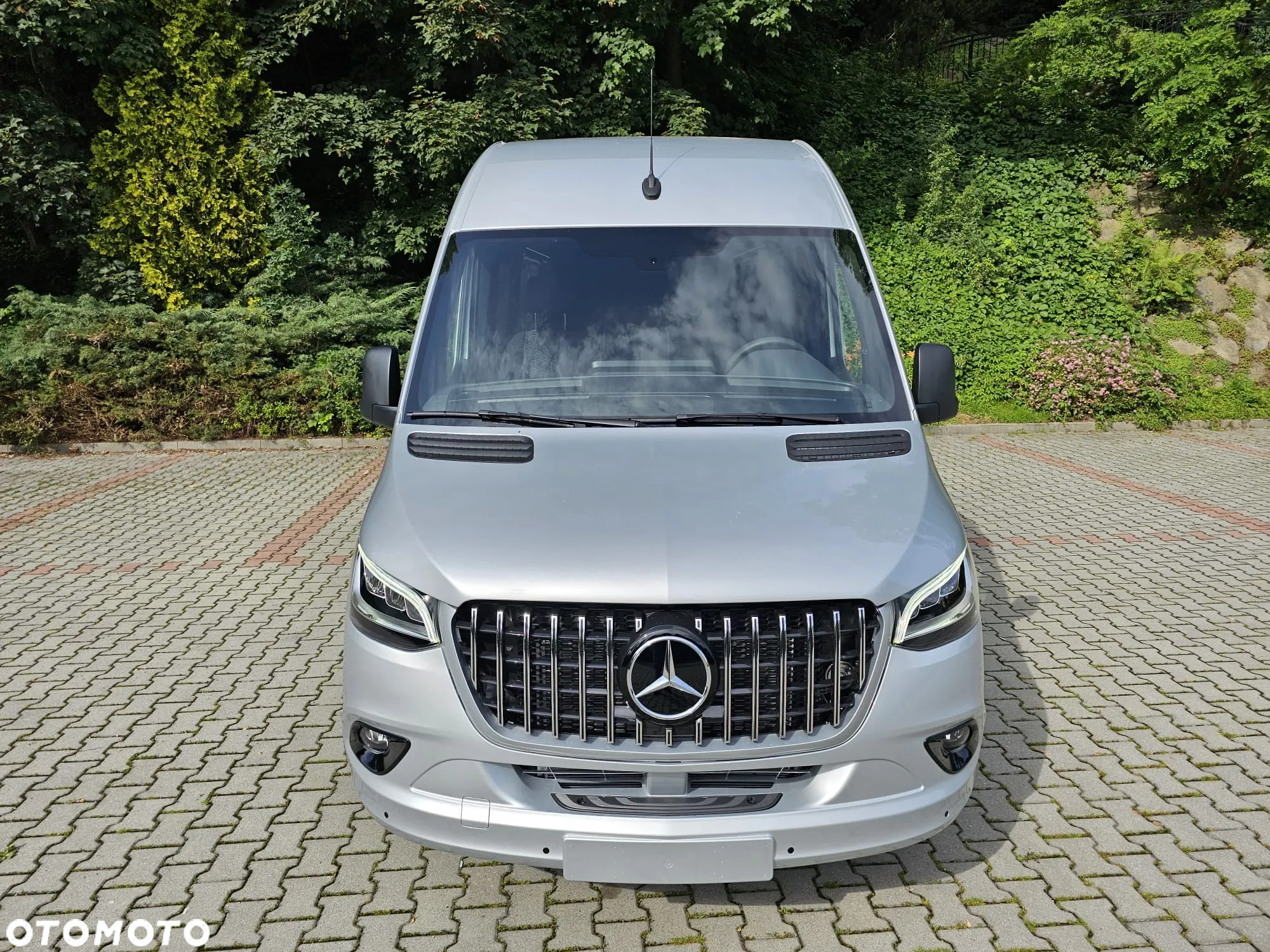 Mercedes-Benz Sprinter - 5
