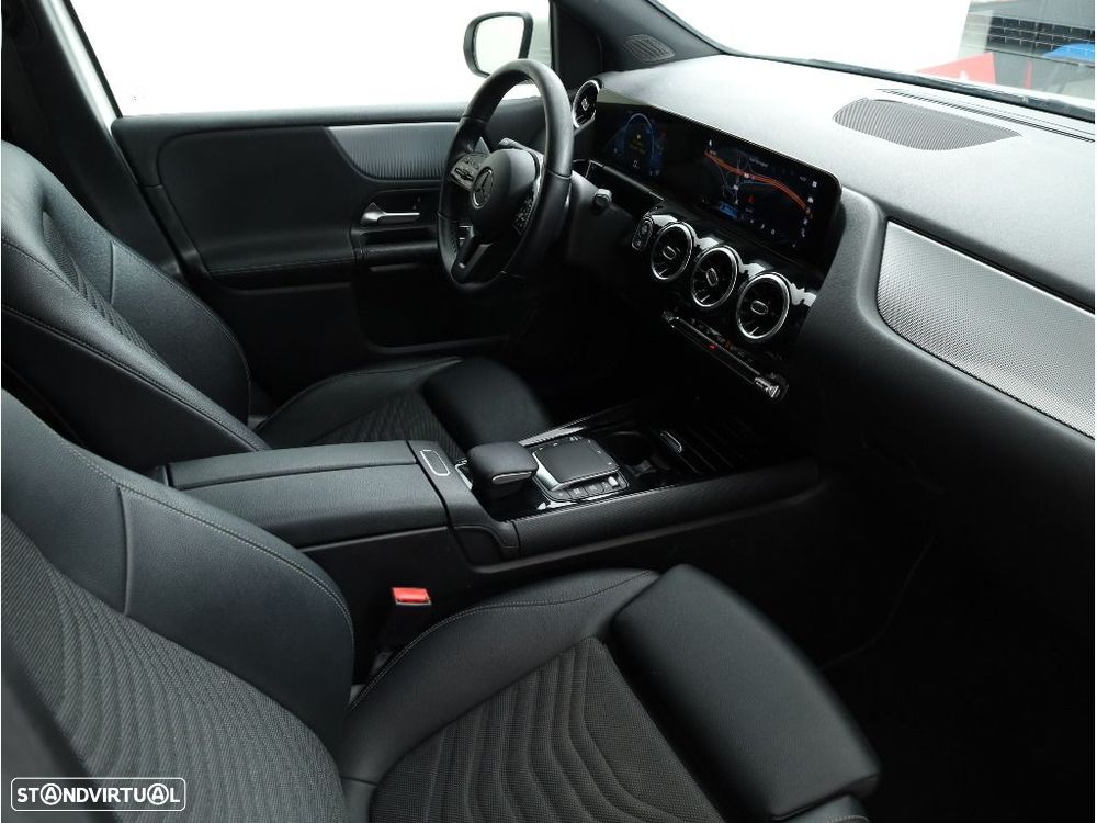 Mercedes-Benz B 180 d Style Plus Aut. - 15
