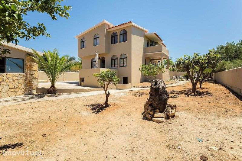 Moradia em Santa Barbara de Nexe com vista Mar e Serra - Grande imagem: 3/12