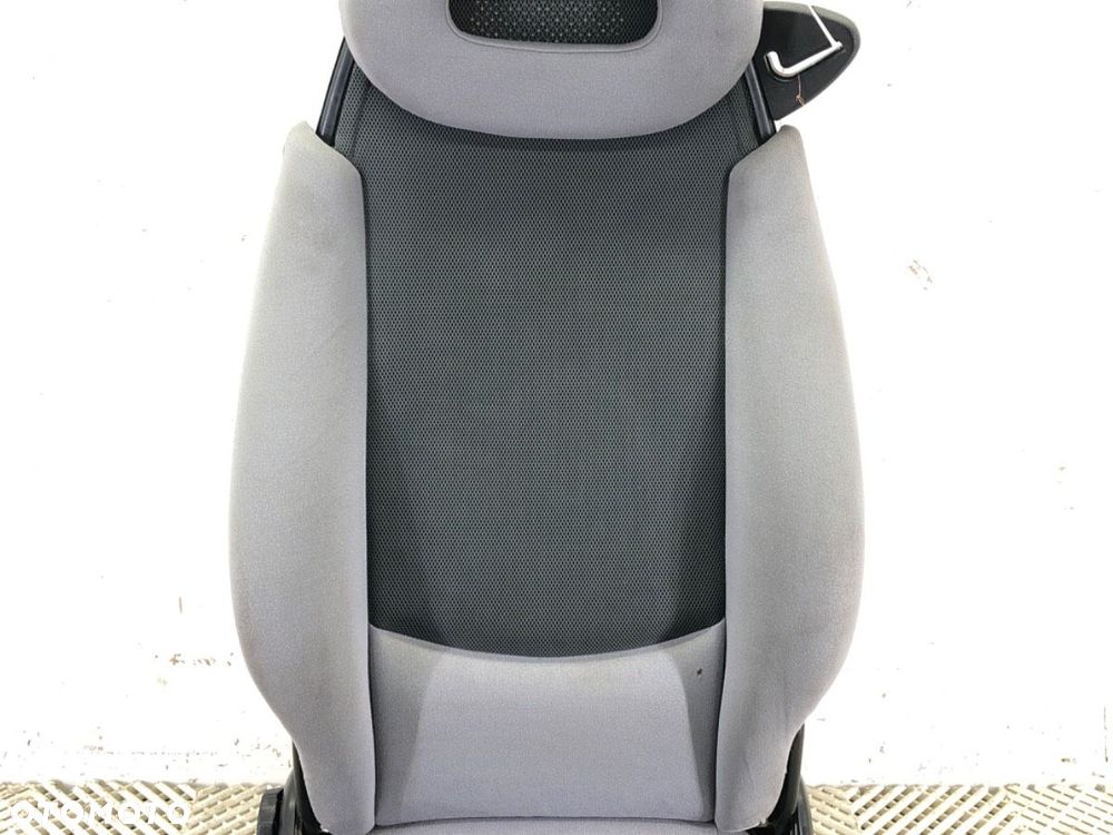 FOTEL LEWY PRZÓD - 191.00 PLN - SMART FORTWO coupe (450) 2004 - 2007 0.7 (450.330) 37 kW [50 KM] - 3