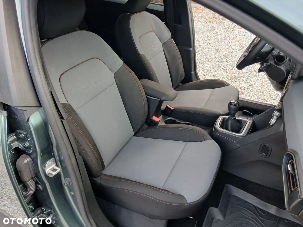 Dacia Jogger 1.0 TCe Extreme 7os - 21