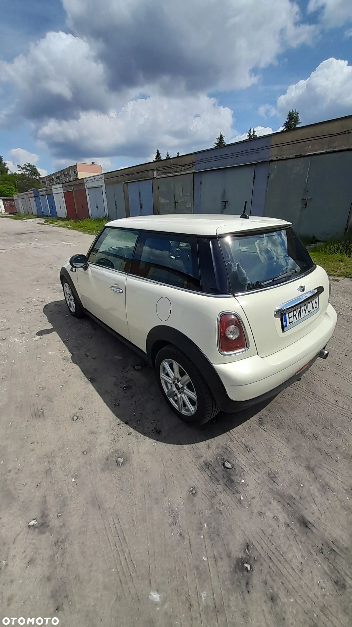 MINI ONE Standard - 3