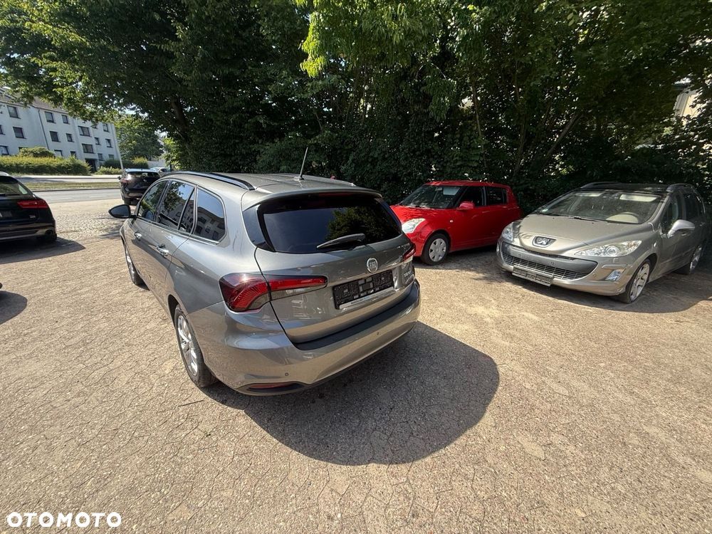 Fiat Tipo 1.6 MultiJet 16v S-Design - 3
