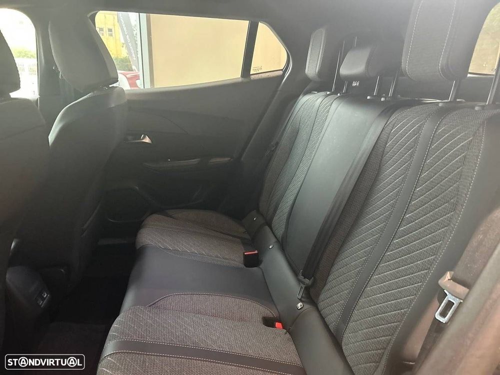 Peugeot 2008 1.2 Hybrid Allure e-DCS6 - 10