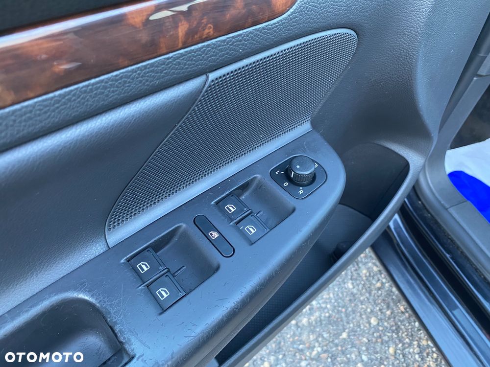 Volkswagen Jetta 1.9 TDI United - 28