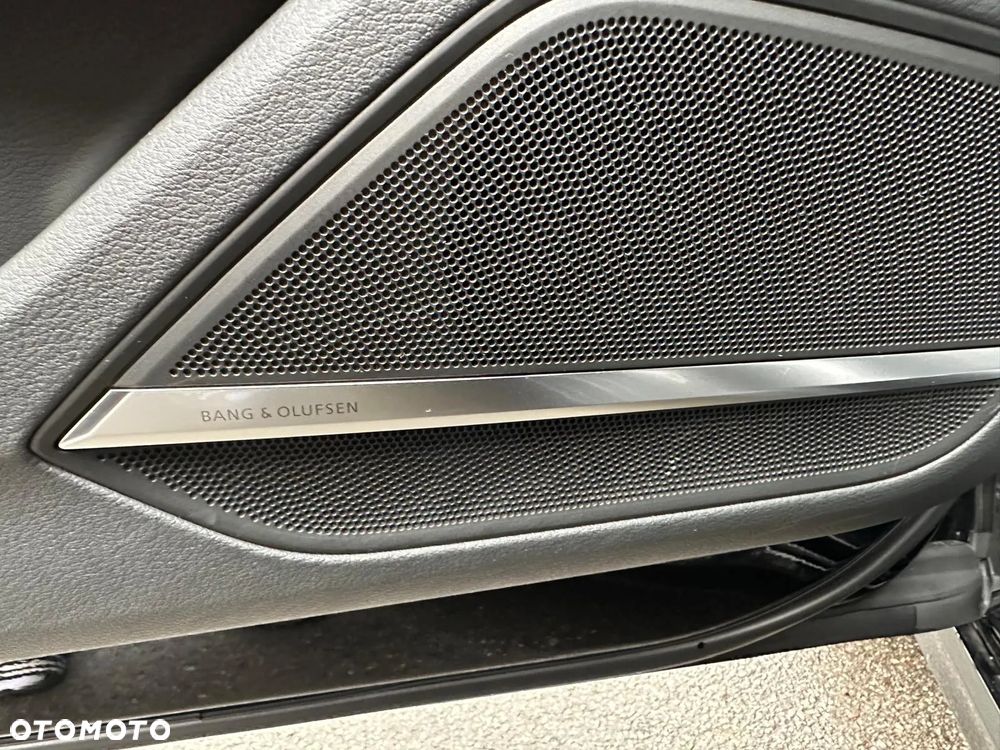 Audi A8 - 13